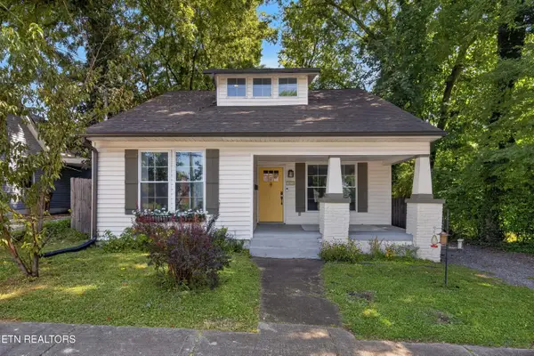 1613 Dunbar St, Knoxville, TN 37921