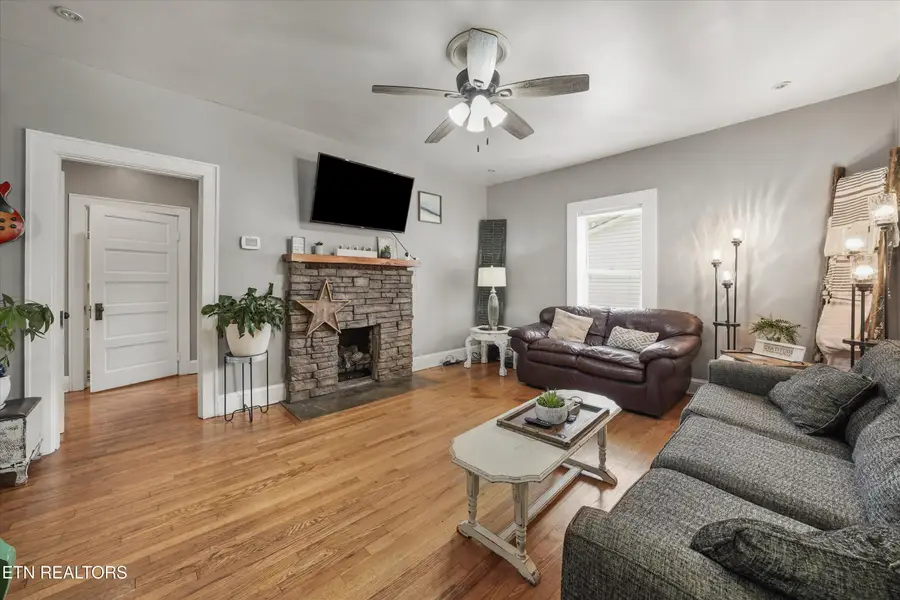 616 Mitchell Drive, Knoxville, TN 37912 - #3