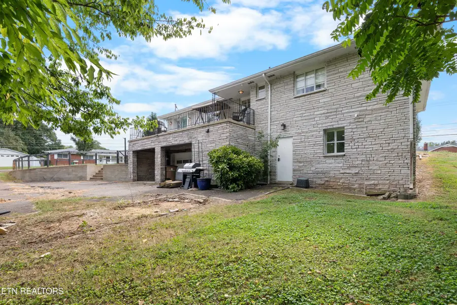 217 Linford Rd, Knoxville, TN 37920 - #3