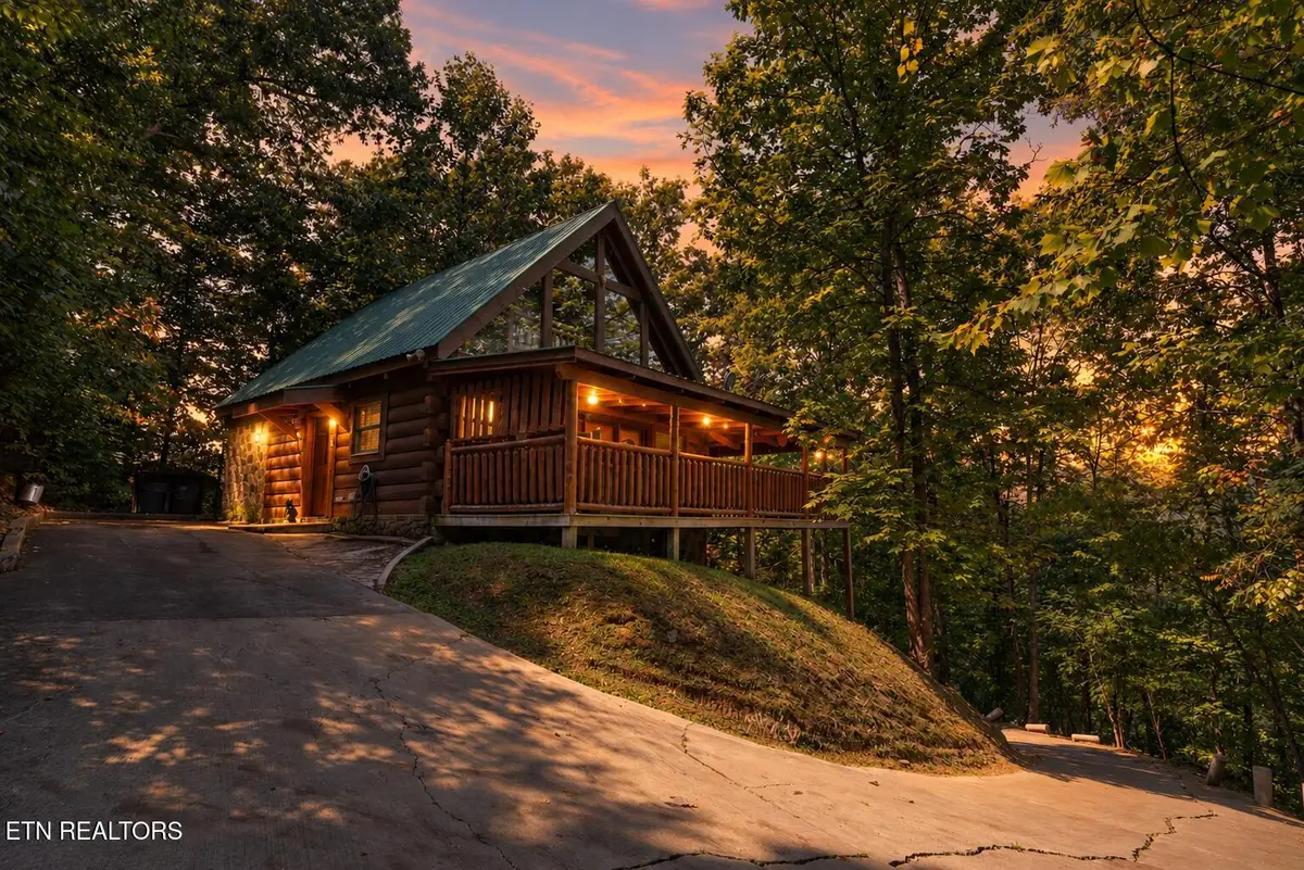 3823 Dollys Drive, Sevierville, TN 37876 - #1
