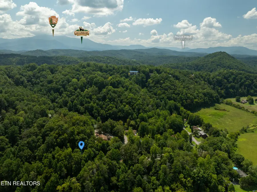 3823 Dollys Drive, Sevierville, TN 37876 - #3