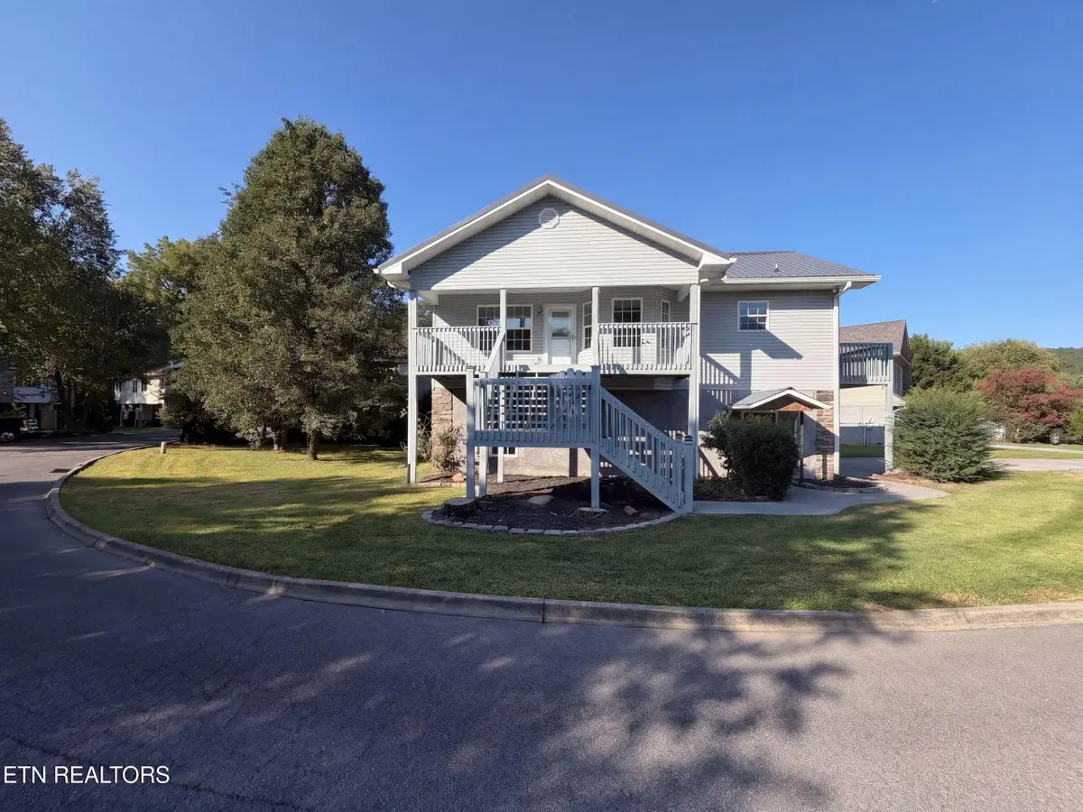 2039 Slippery Rock Circle, Sevierville, TN 37862 - #1