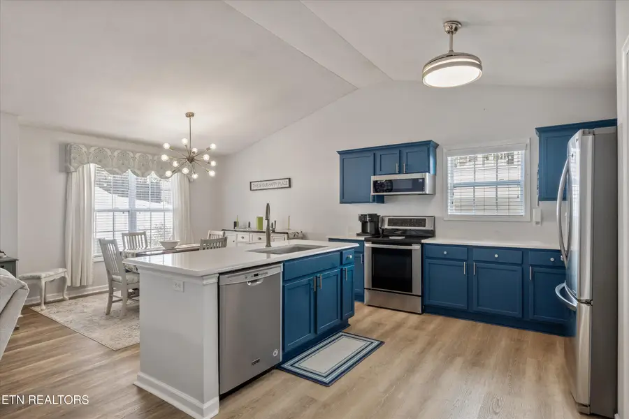 2915 Sunlit Terrace Rd, Knoxville, TN 37938 - #3