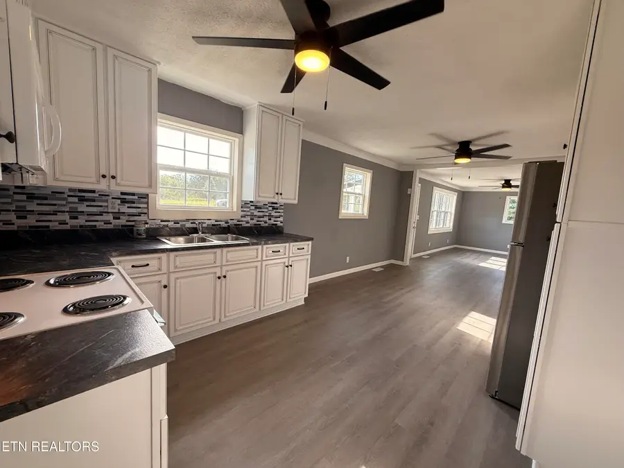 201 Vista View Drive, Ewing, VA 24248 - #3