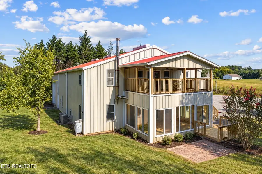 5710 Sevierville Rd, Seymour, TN 37865 - #2