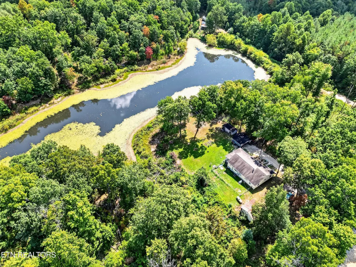 980 Sharon Circle, Crossville, TN 38572 - #1