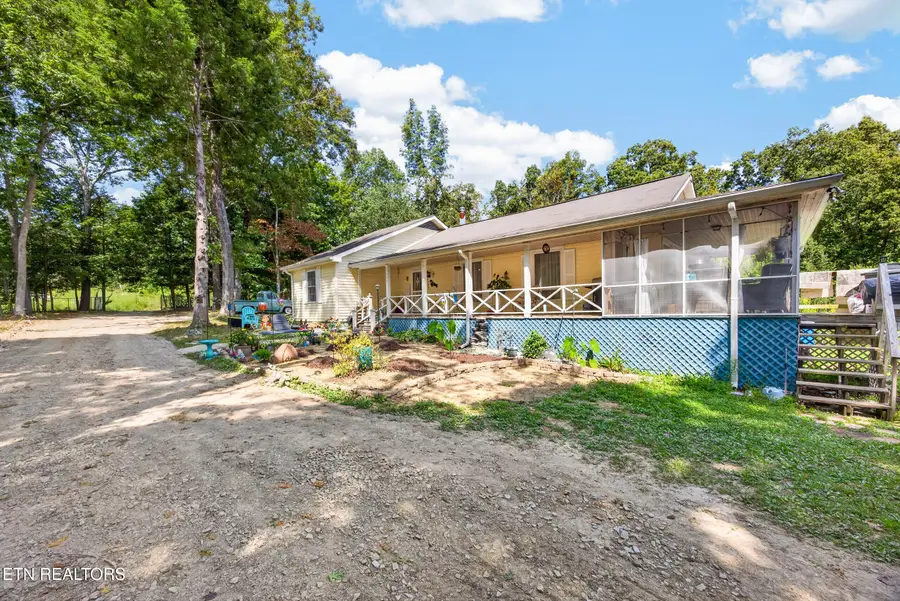 980 Sharon Circle, Crossville, TN 38572 - #3