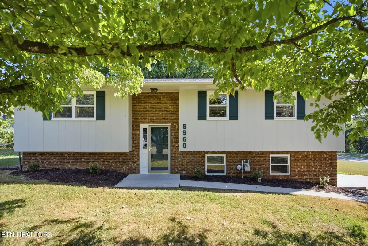 6560 W Garwood Circle, Knoxville, TN 37918 - #1