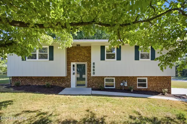 6560 W Garwood Circle, Knoxville, TN 37918