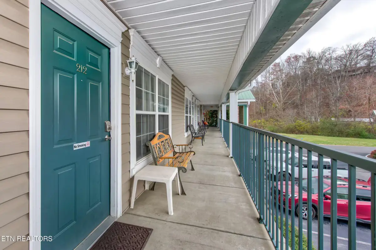 2743 Colonial Drive #UNIT 212, Pigeon Forge, TN 37863 - #1