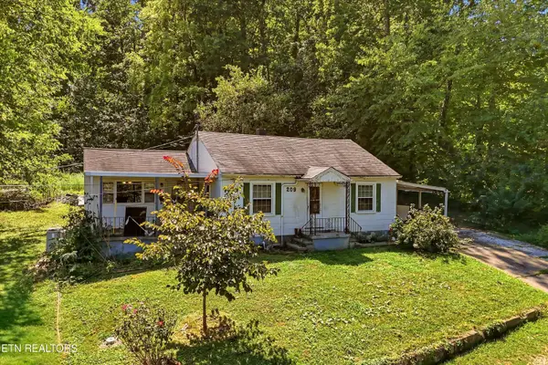 209 Shipe Rd, Powell, TN 37849