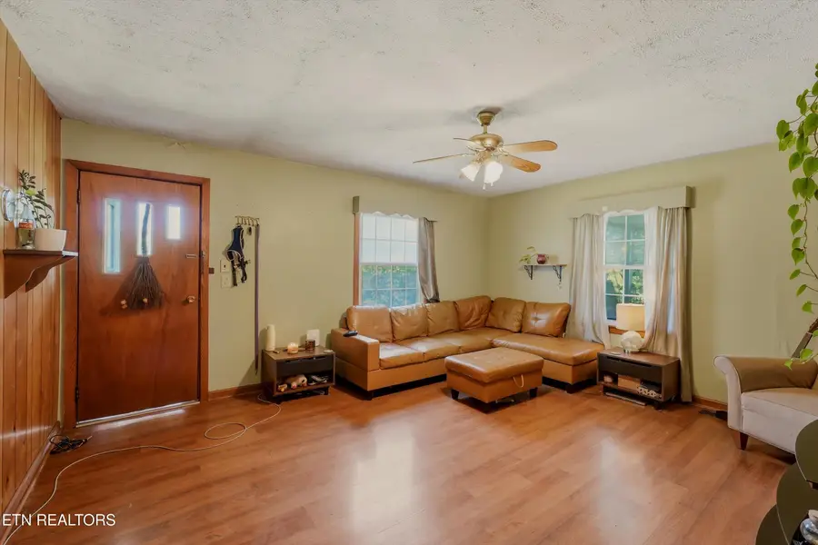 209 Shipe Rd, Powell, TN 37849 - #3