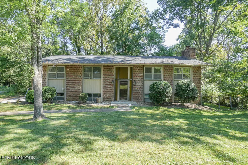 1232 Wallingford Rd, Knoxville, TN 37923 - #1