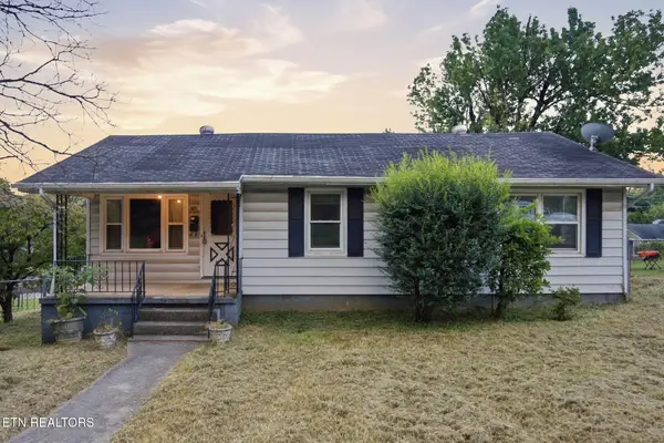 820 W Emerald Ave, Knoxville, TN 37921