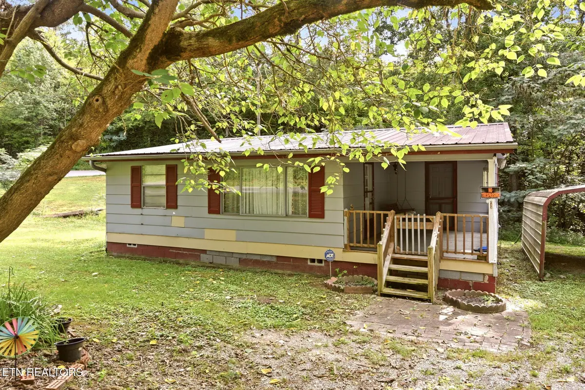 243 Smith Rd, Clinton, TN 37716 - #1