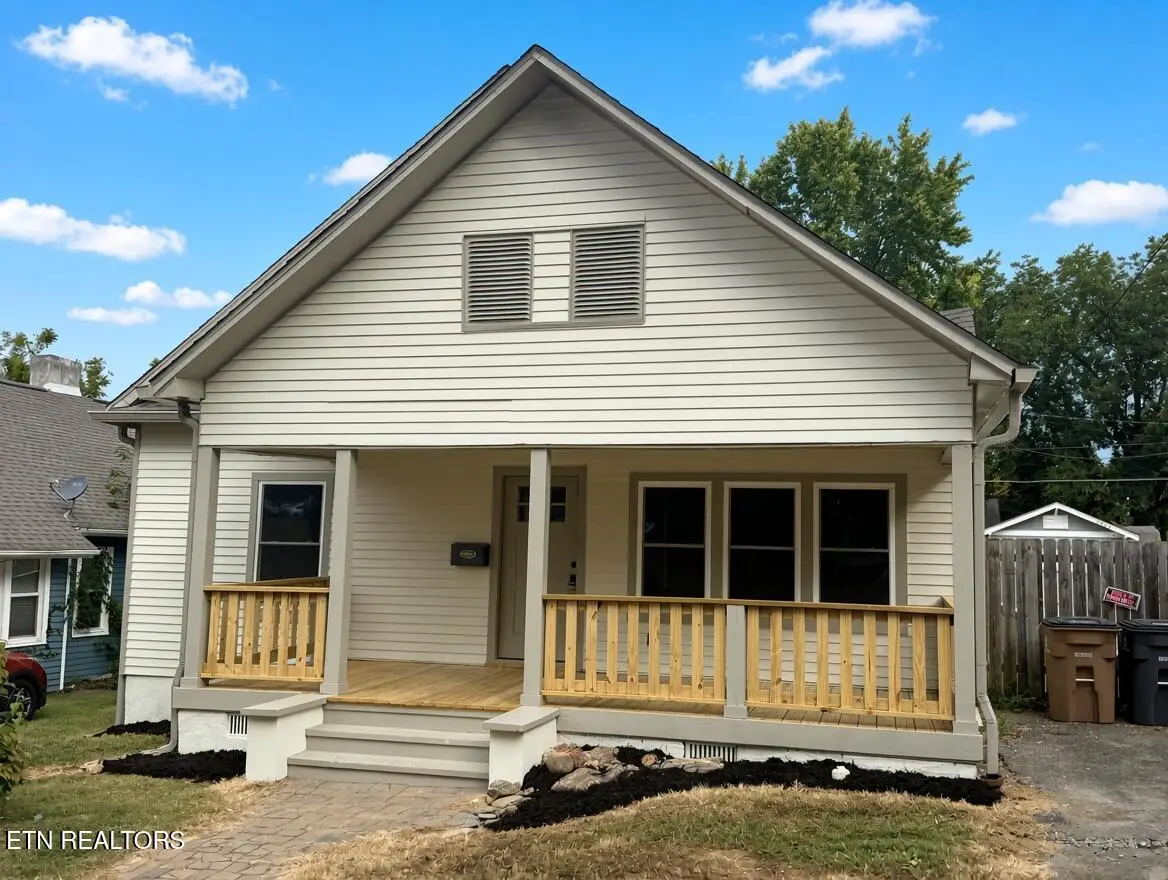 1507 Mccroskey Ave, Knoxville, TN 37917 - #1
