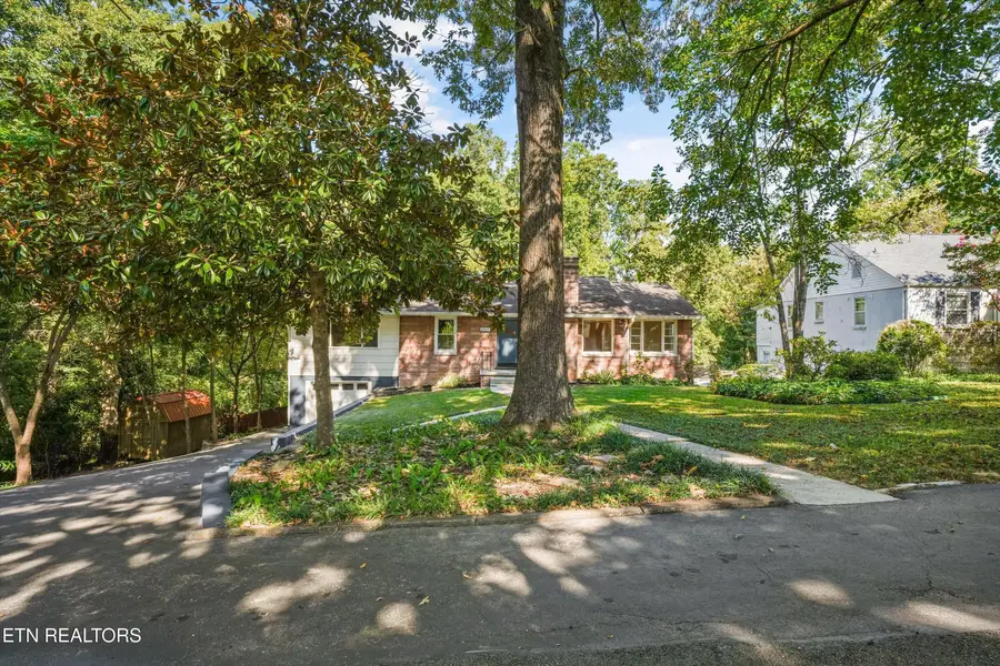 2837 Gaston Ave, Knoxville, TN 37917 - #2