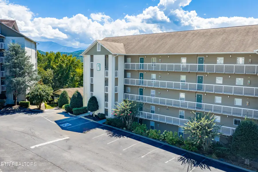 205 Ogle Drive #551, Pigeon Forge, TN 37863 - #2