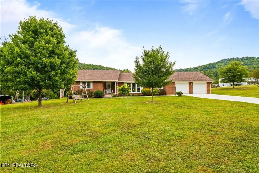 531 S Florence Ave, Jellico, TN 37762 - #2
