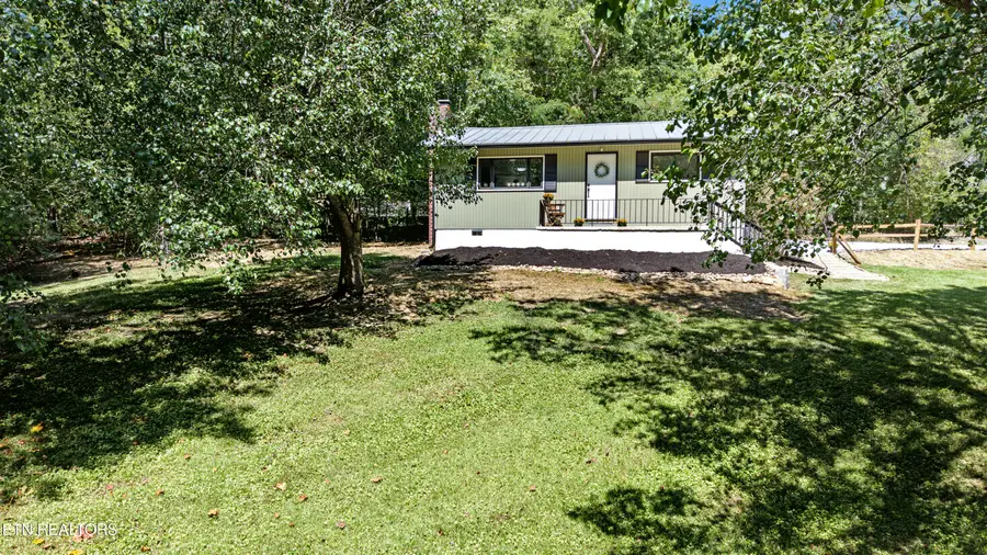 228 Laurel Valley Rd, Townsend, TN 37882 - #2