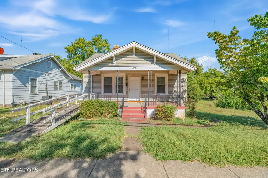 509 E Morelia Ave, Knoxville, TN 37917 - #2