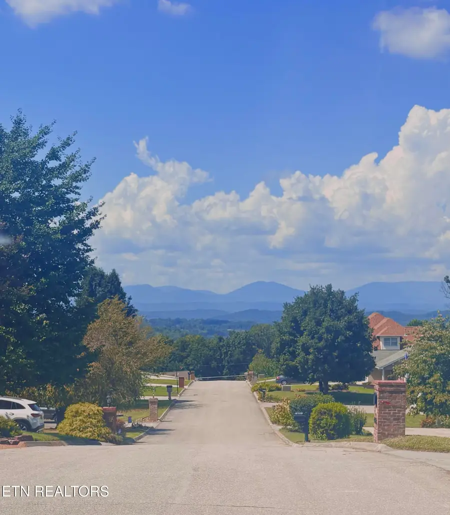 4022 Mountain Vista Rd, Knoxville, TN 37931 - #3