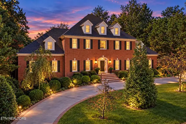 142 Center Park Lane, Oak Ridge, TN 37830