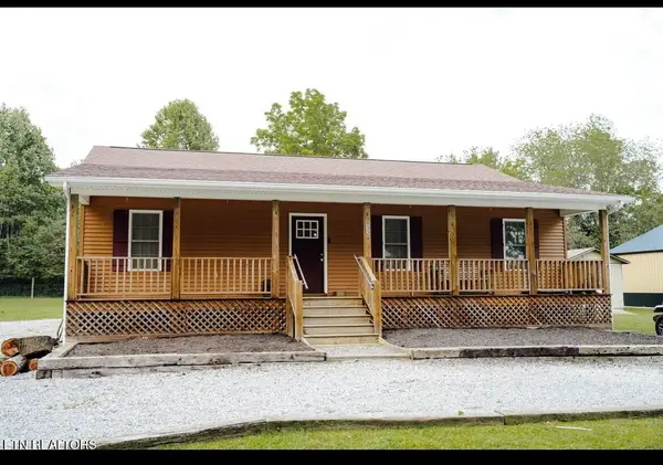 935 Pine Tree Rd, Jamestown, TN 38556