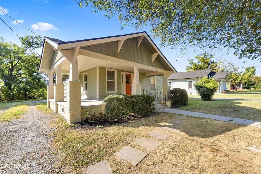 2616 Woodrow Drive, Knoxville, TN 37918 - #2