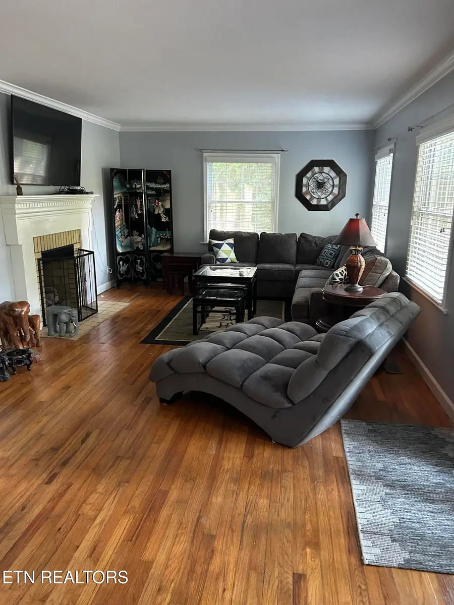 3345 Kenilworth Lane, Knoxville, TN 37917 - #3