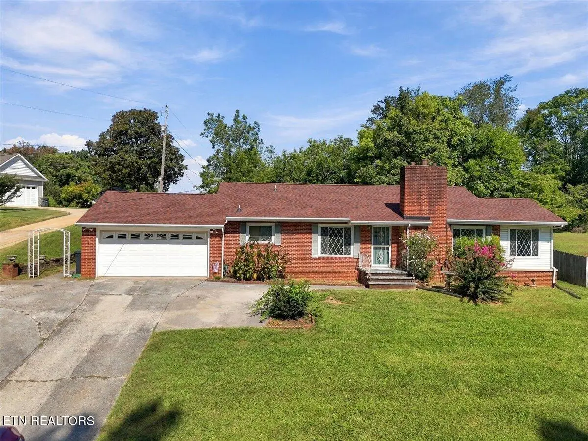 3419 Buffat Mill Rd, Knoxville, TN 37917 - #1