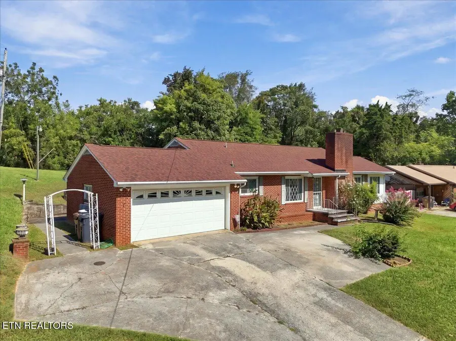 3419 Buffat Mill Rd, Knoxville, TN 37917 - #3