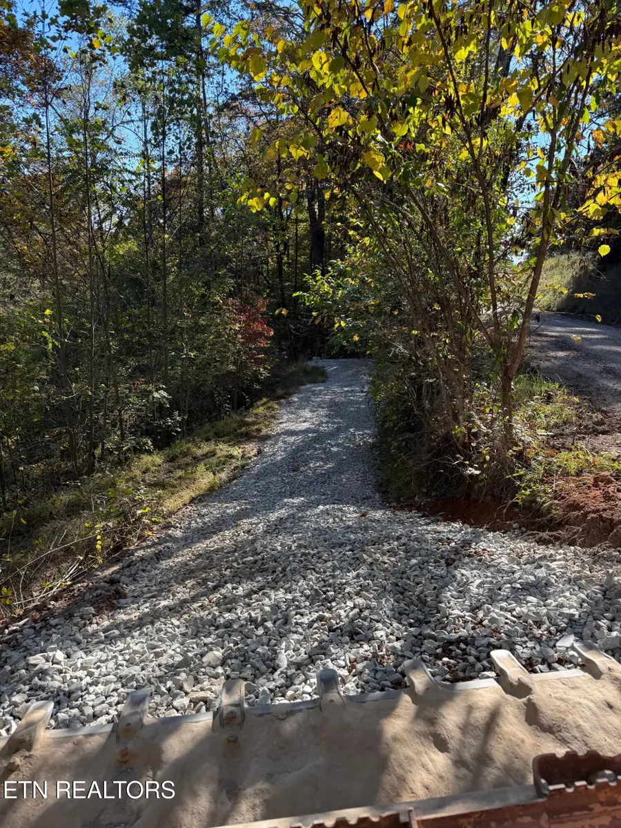 1465 King Bend Rd, Cumberland Gap, TN 37724 - #3