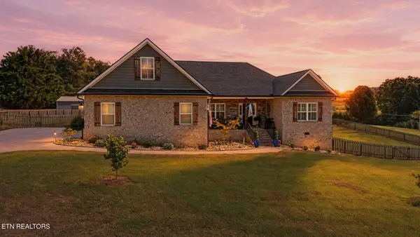 5004 Candlewood Court, Maryville, TN 37804