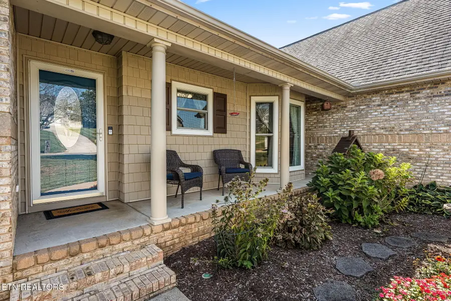 2841 Misty Ridge Drive, Lenoir City, TN 37772 - #2