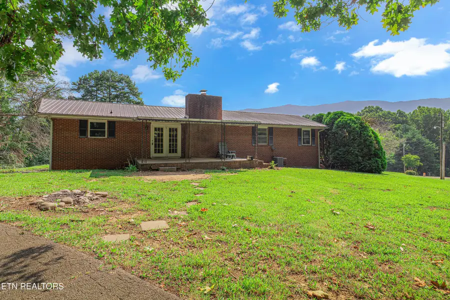 3246 Proffitt Heights Drive, Dandridge, TN 37725 - #3
