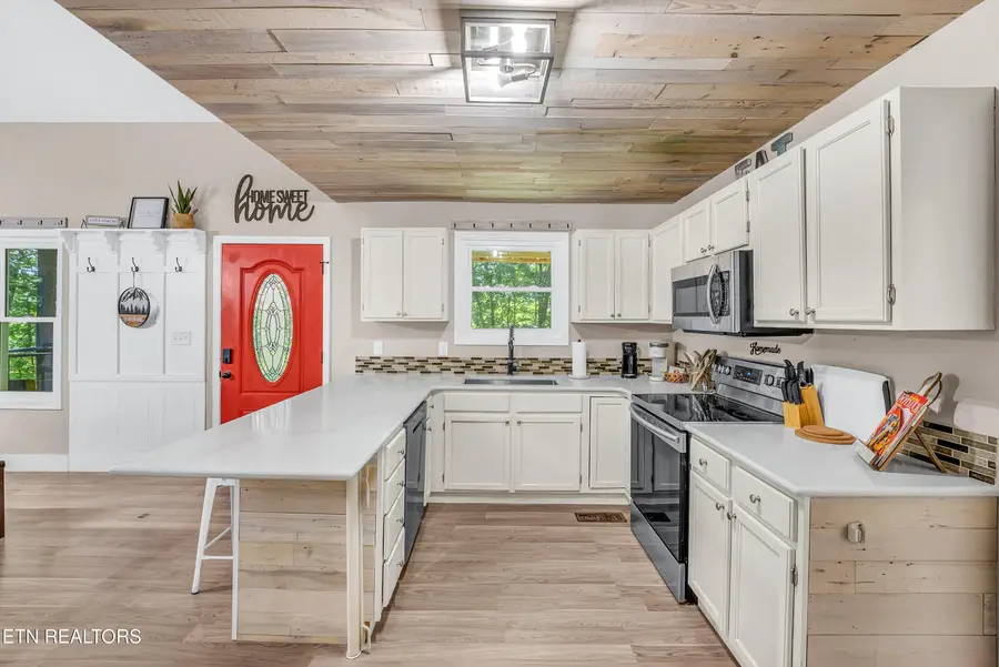 3401 Mountain Overlook Way, Sevierville, TN 37876 - #3