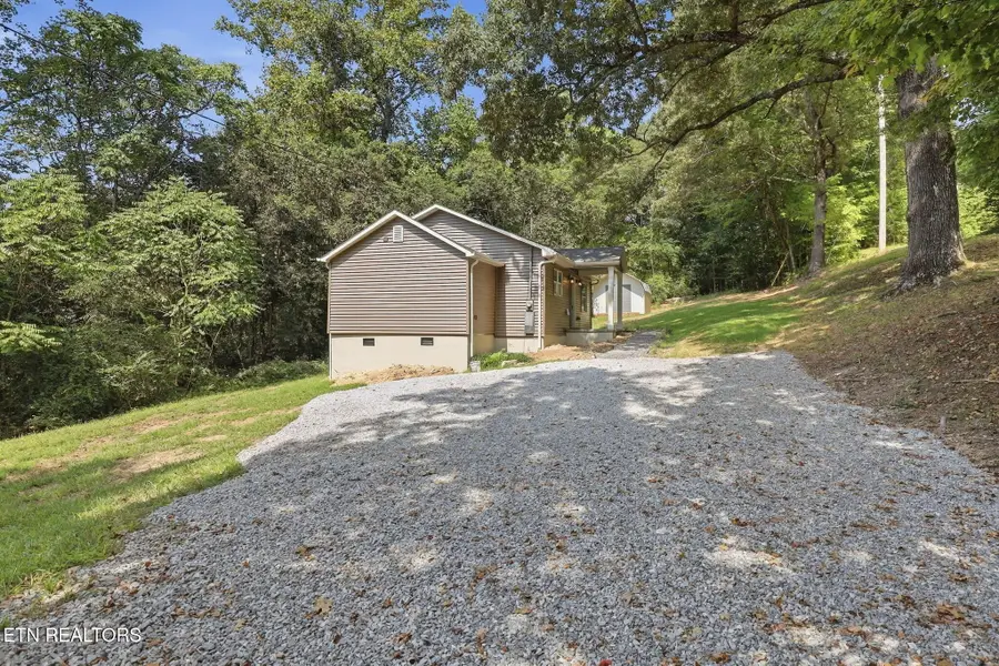 2517 Drinnen Rd, Knoxville, TN 37914 - #3