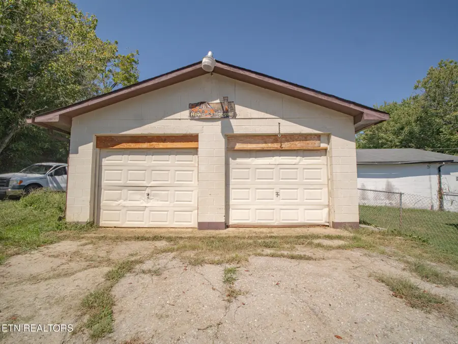 1603 Willoughby Rd, Knoxville, TN 37920 - #3