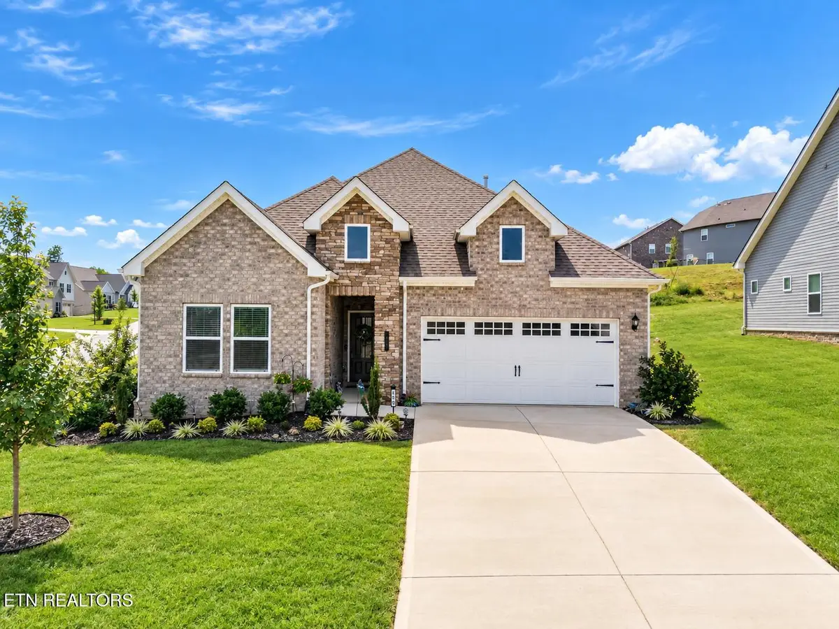 510 Sugar Maple Tr, Lenoir City, TN 37771 - #1