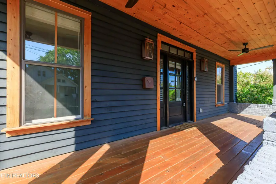 1017 Thompson Place, Knoxville, TN 37917 - #3