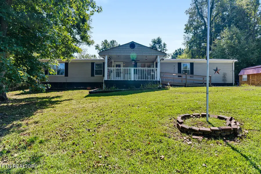 122 Holber Rd, Harriman, TN 37748 - #2