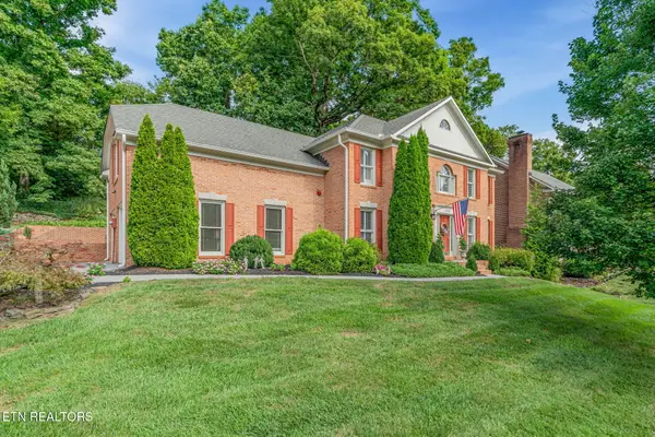 1320 Knightsbridge Drive, Knoxville, TN 37922