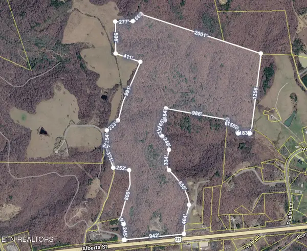 Bear Creek Rd, Oneida, TN 37841