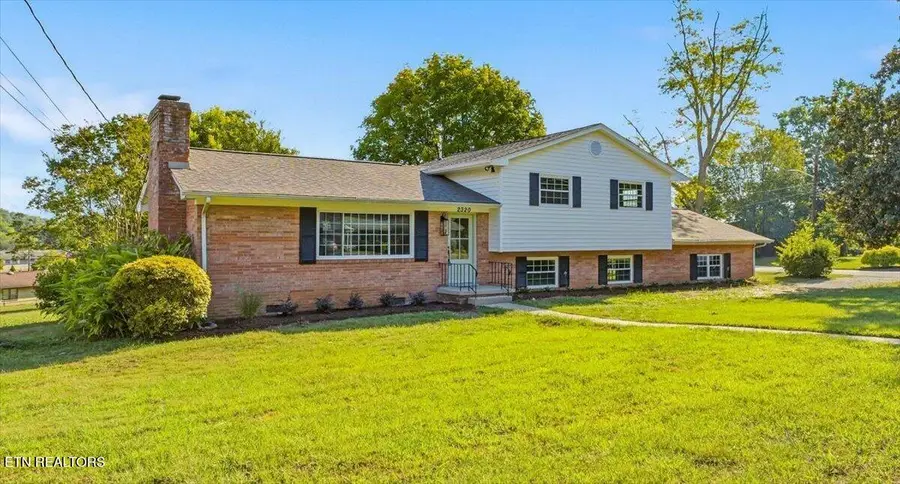 2320 Monterey Rd, Knoxville, TN 37912 - #3