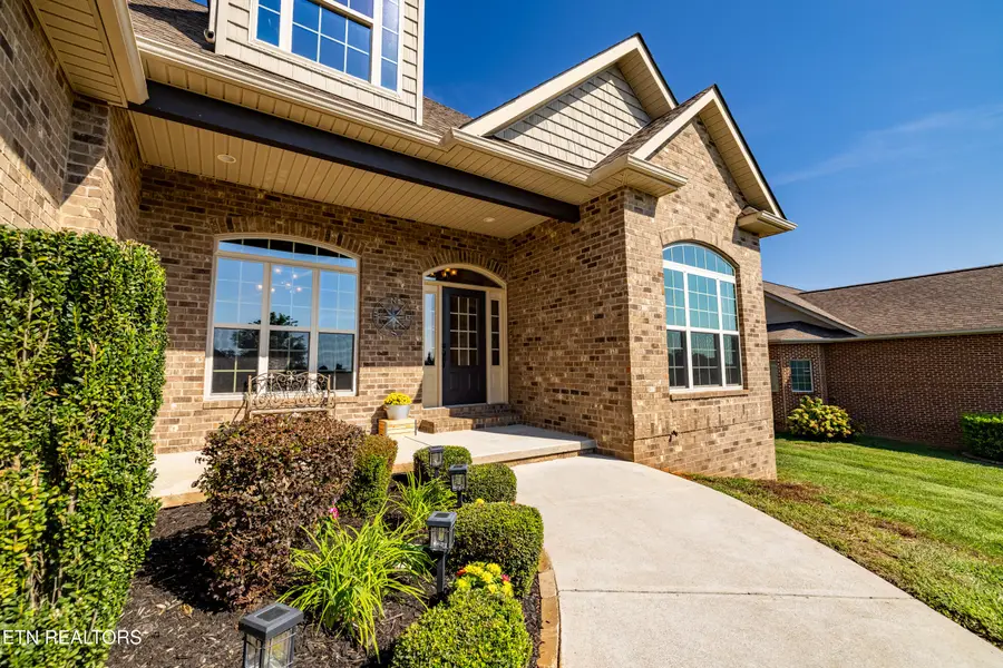 300 Kennesaw Lane, Lenoir City, TN 37771 - #2