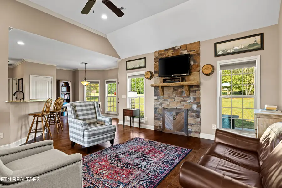 300 Kennesaw Lane, Lenoir City, TN 37771 - #3
