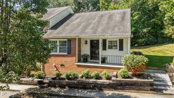 3847 Tambark Drive, Knoxville, TN 37917
