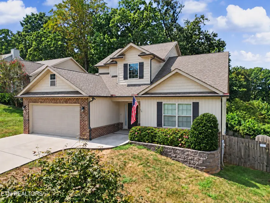 813 Mackenzie Drive, Maryville, TN 37804 - #3