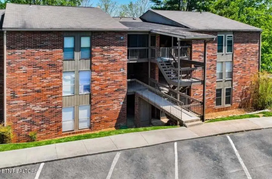 448 Berlin Drive, Knoxville, TN 37923 - #3